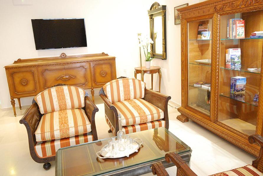 Heraklion Center Boutique 3 Bedroom Apartment Penelope Εξωτερικό φωτογραφία