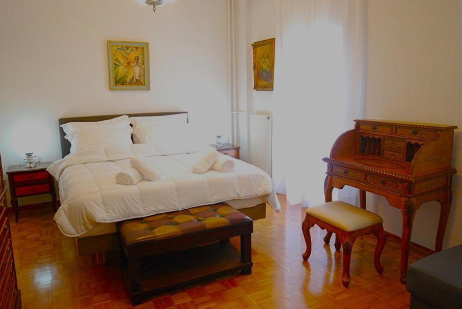 Heraklion Center Boutique 3 Bedroom Apartment Penelope Εξωτερικό φωτογραφία