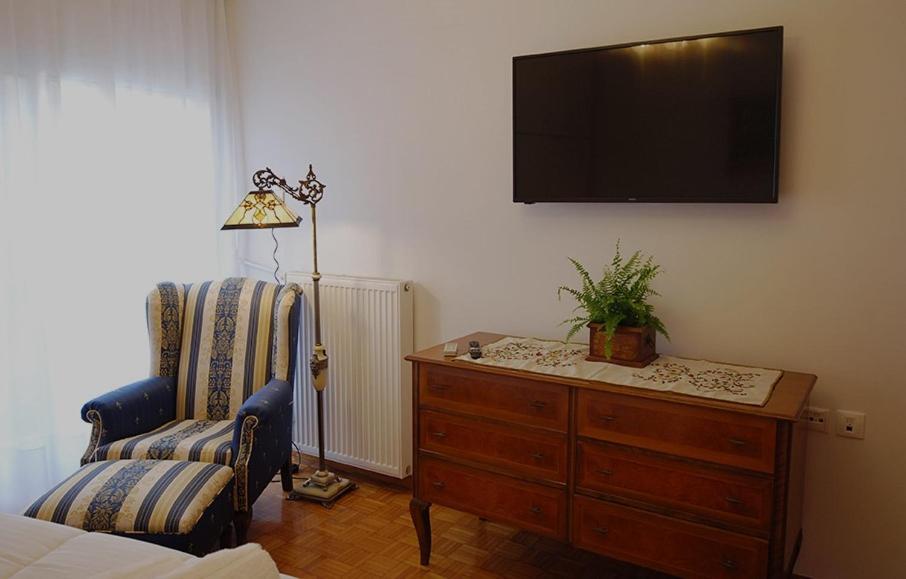 Heraklion Center Boutique 3 Bedroom Apartment Penelope Εξωτερικό φωτογραφία